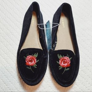 [Old Navy] Embroidered Velvet Loafers